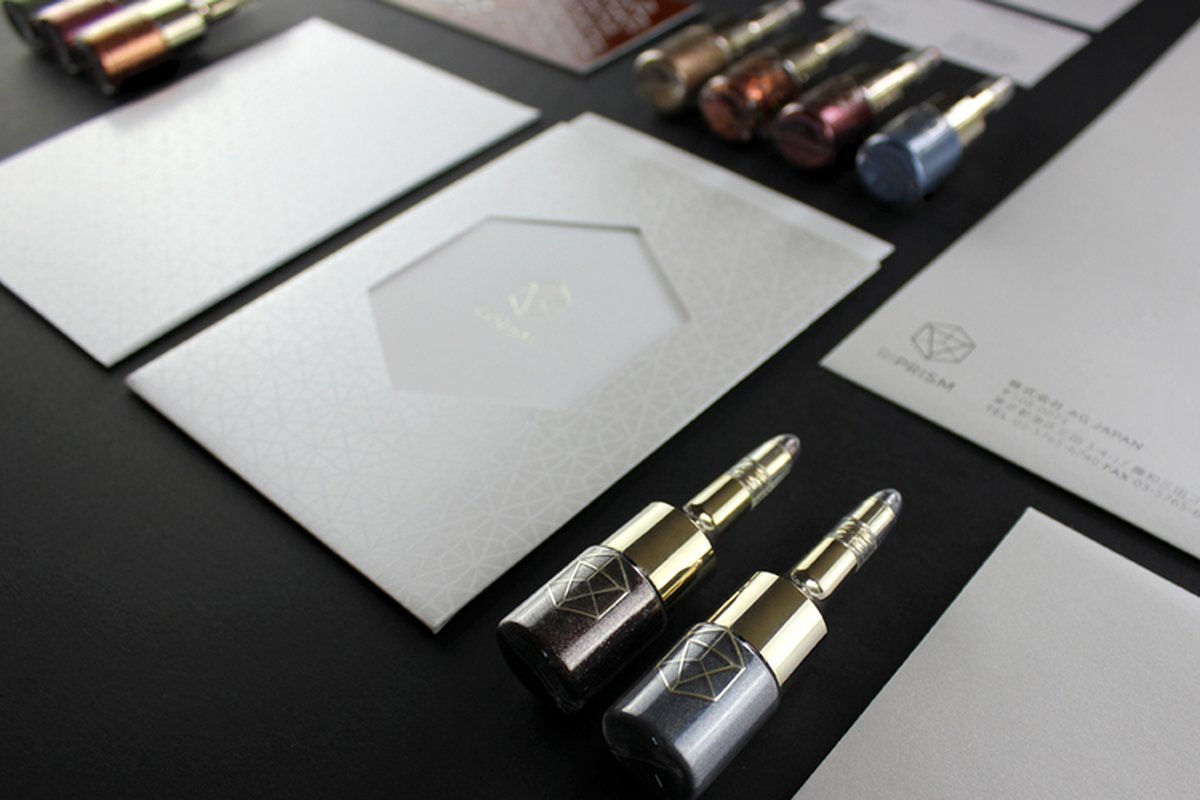 RiPrism美妝企業(yè)形象設(shè)計(jì)