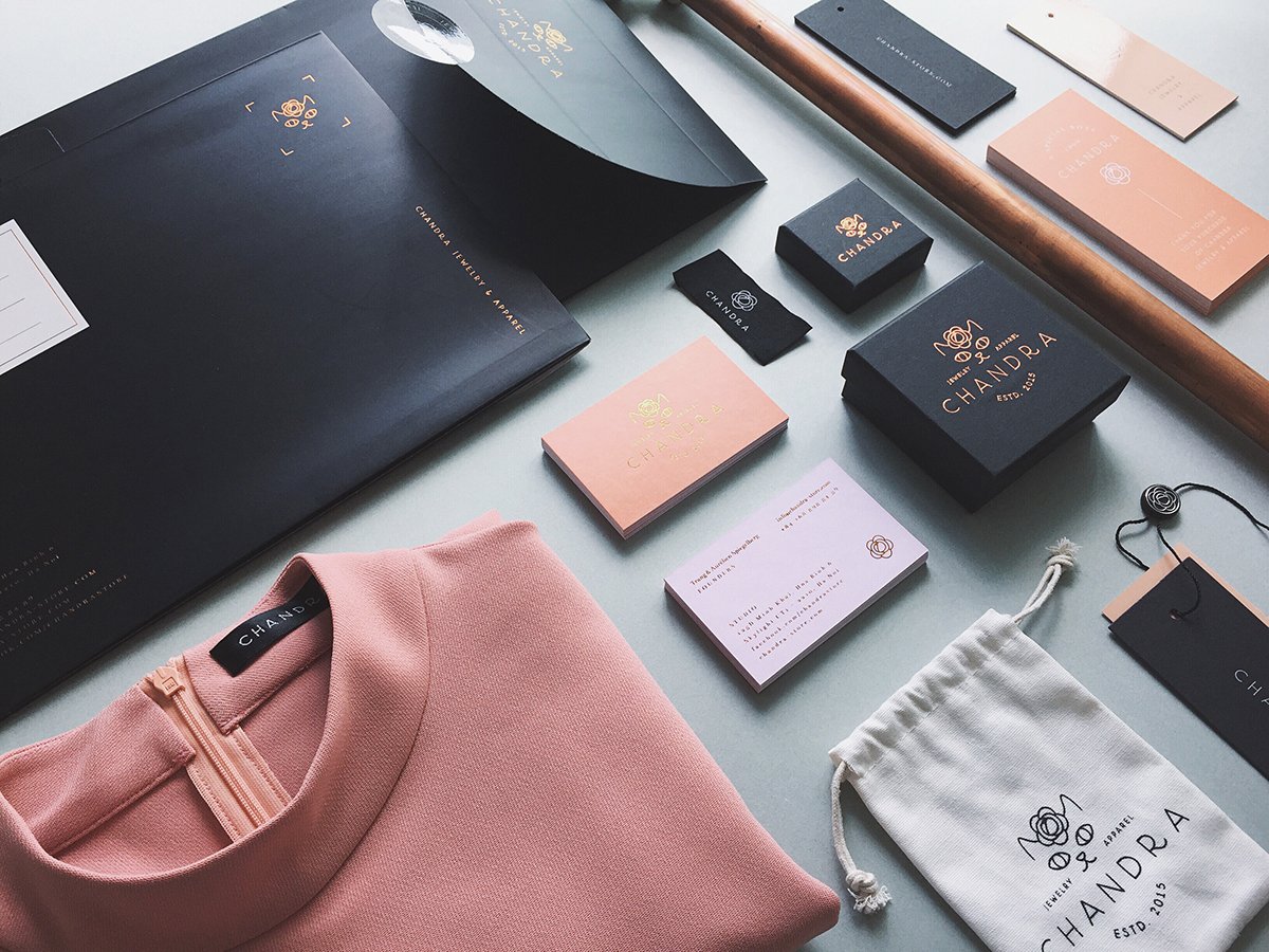 CHANDRA 瑞士服飾品牌形象設(shè)計(jì) 