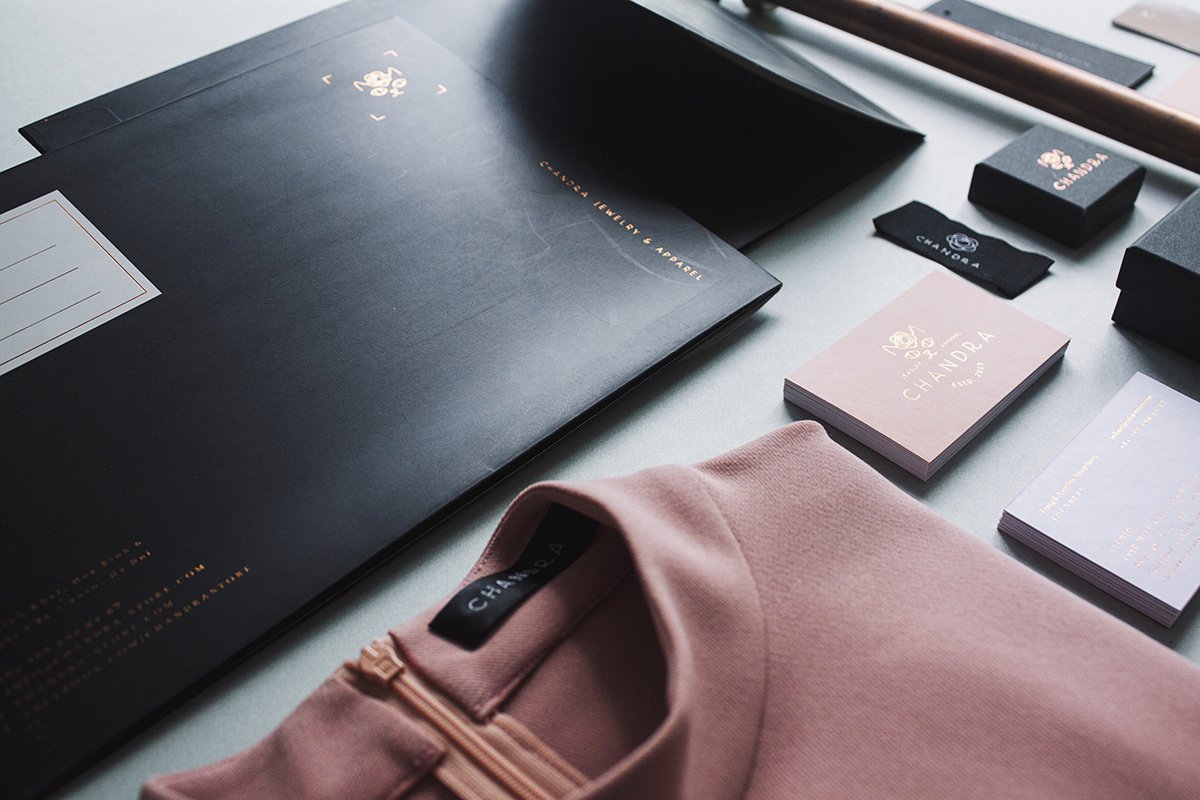 CHANDRA 瑞士服飾品牌形象設(shè)計(jì) 