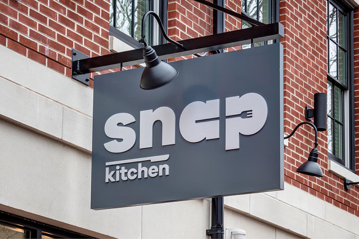 Snap 餐飲品牌的建立及品牌設(shè)計 標(biāo)志設(shè)計