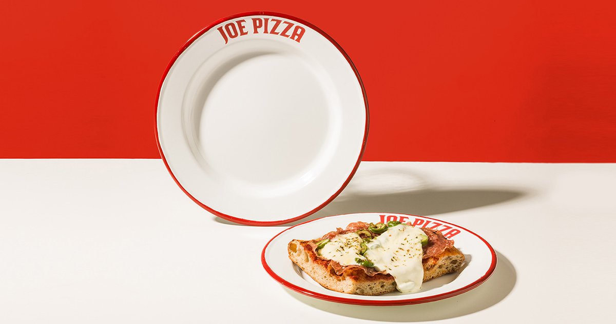 JOE PIZZA餐廳品牌設(shè)計(jì)  標(biāo)志應(yīng)用展示