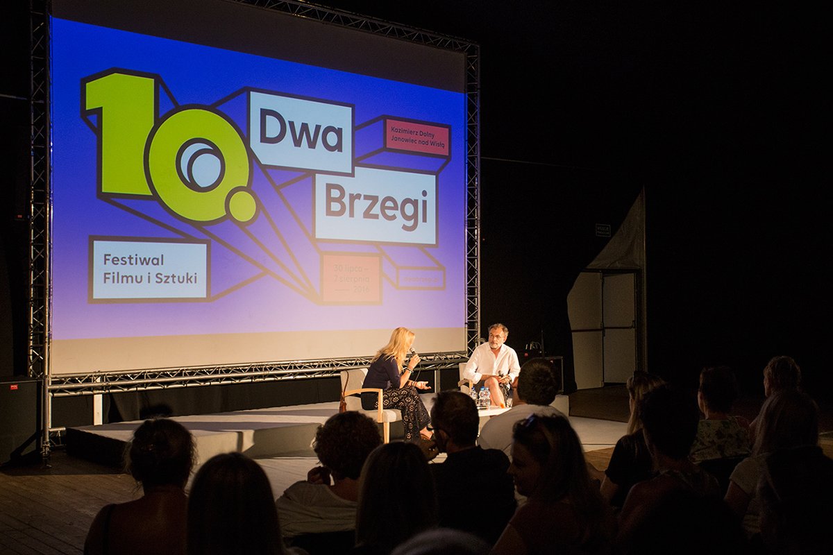 深圳品牌設(shè)計(jì)  深圳品牌策劃  “第十二河”電影藝術(shù)節(jié)品牌形象設(shè)計(jì)  展會(huì)展示