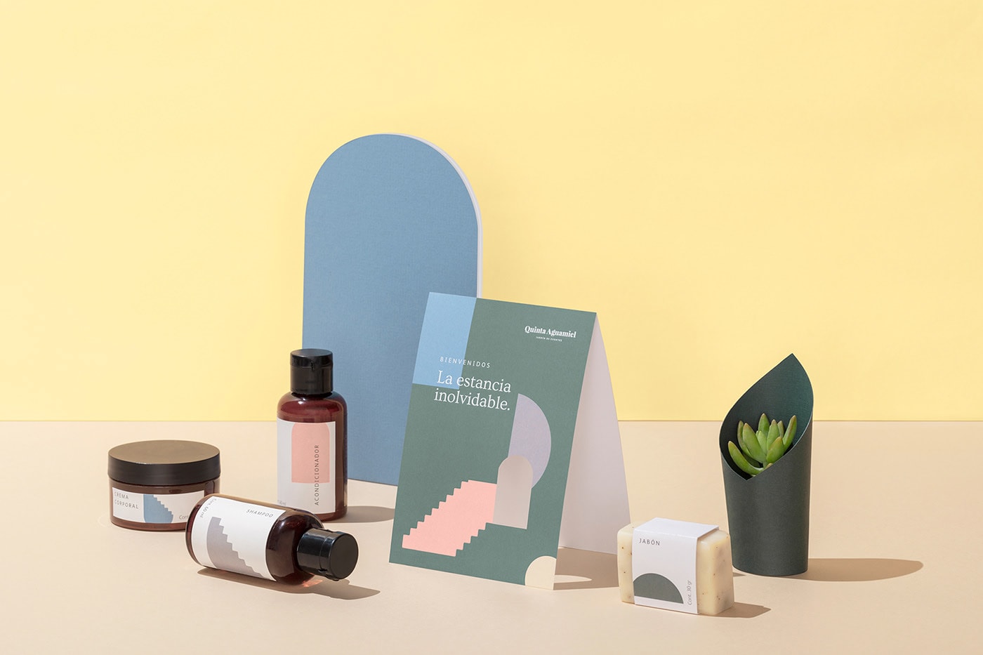 精品酒店設(shè)計(jì)，品牌形象設(shè)計(jì)，深圳品牌設(shè)計(jì)，左右格局