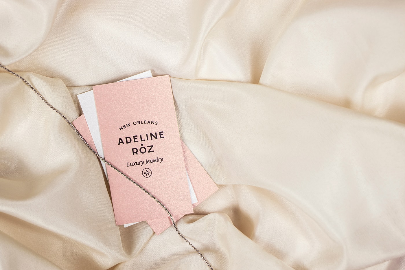 珠寶品牌設(shè)計(jì)，品牌設(shè)計(jì)公司，深圳品牌設(shè)計(jì)，左右格局